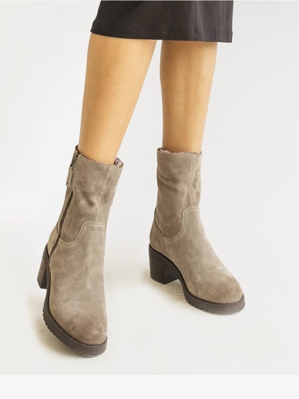 Vintage Foundry Co. Jeanette Boots in Taupe